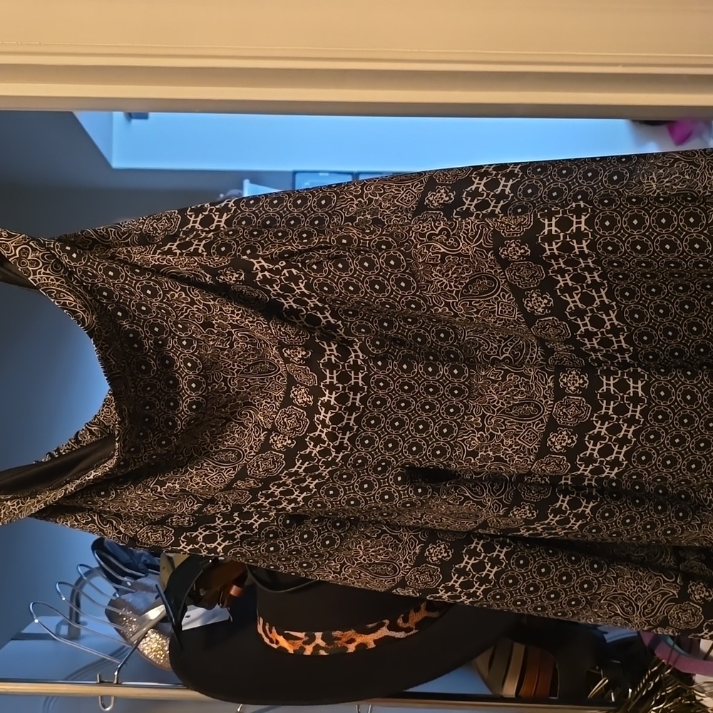 Black and Tan print skirt